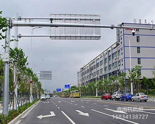 八棱监控杆